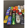 Image 3 : Nice Tray Lot of Vintage Hotwheels, Die Cast Cars Etc