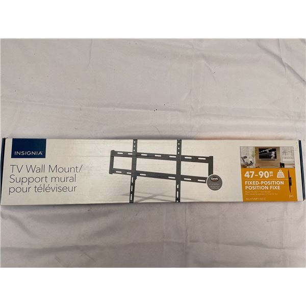 Brand new In Box 47-90"-32" Tv Wall Mount