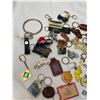 Image 2 : Lot of Vintage Keychains