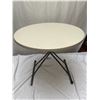 Image 2 : Folding Round Outdoor Patio Table.