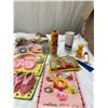Image 1 : Miscellaneous Box Lot of Vintage Toys