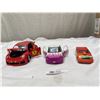 Image 2 : Lot of 3 Die Cast Cars 1:24 Scale