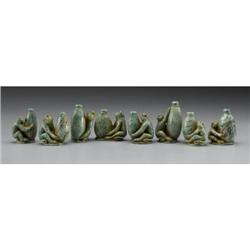 Chinese carved jade/hardstone snuff bottles