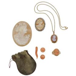 Coral, Sardonyx, Shell, Gold Jewelry Lot