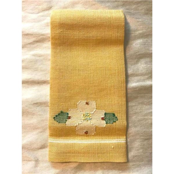 Vintage Handmade Linen Dogwood Tea Towel