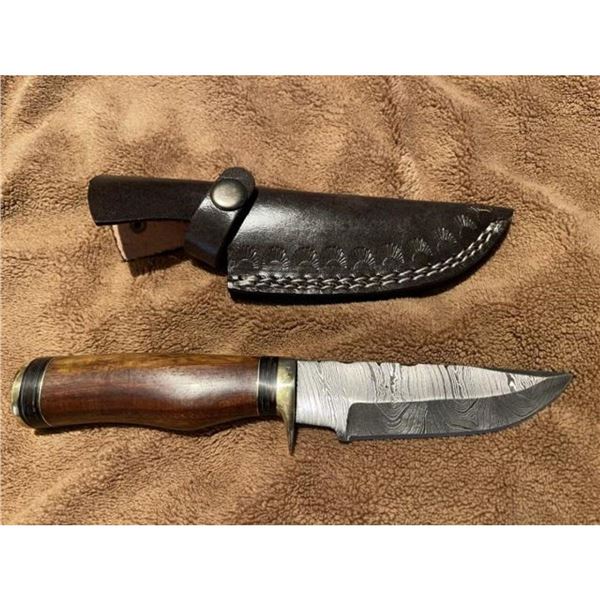 Custom Damascus Steel Hunting Knife