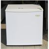Image 1 : Mini Fridge 18"×18.5"×17.5"
