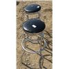 Image 2 : 2 Chrome Bar Stools