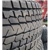 Image 3 : 265/60/18 Yokohama Iceguard Set of 4 Tires