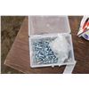 Image 6 : Lot of Fasteners