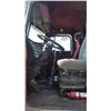 Image 12 : 1987 Peterbilt 379 Cat 3406B 15 SPD? 7FB88740 (has keys)
