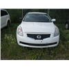 Image 1 : 2008 NISSAN ALTIMA WHITE (HAS KEYS)