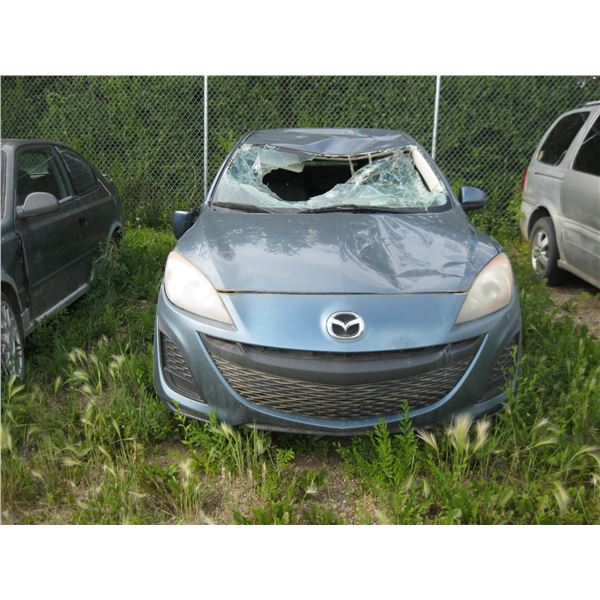 2011 MAZDA 3 TEAL JM1BL1UF4B1406431 (NO KEYS)
