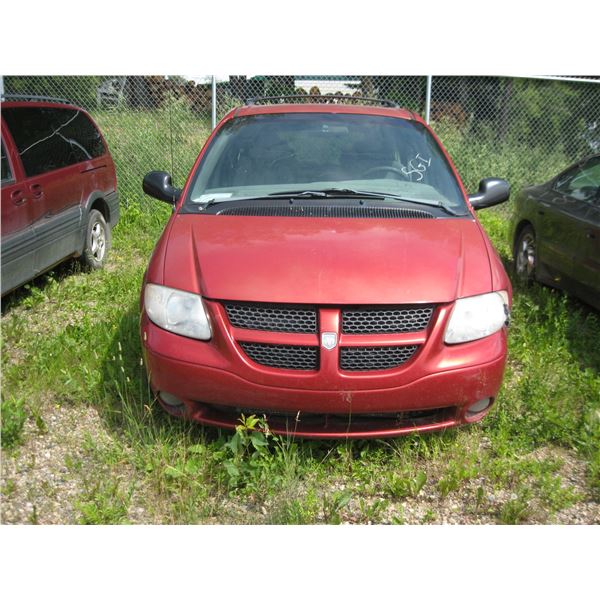 2002 DODGE GRAND CARAVAN RED 2B4GP44R62R702579 (NO KEYS)