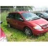 Image 2 : 2002 DODGE GRAND CARAVAN RED 2B4GP44R62R702579 (NO KEYS)