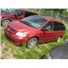 Image 3 : 2002 DODGE GRAND CARAVAN RED 2B4GP44R62R702579 (NO KEYS)