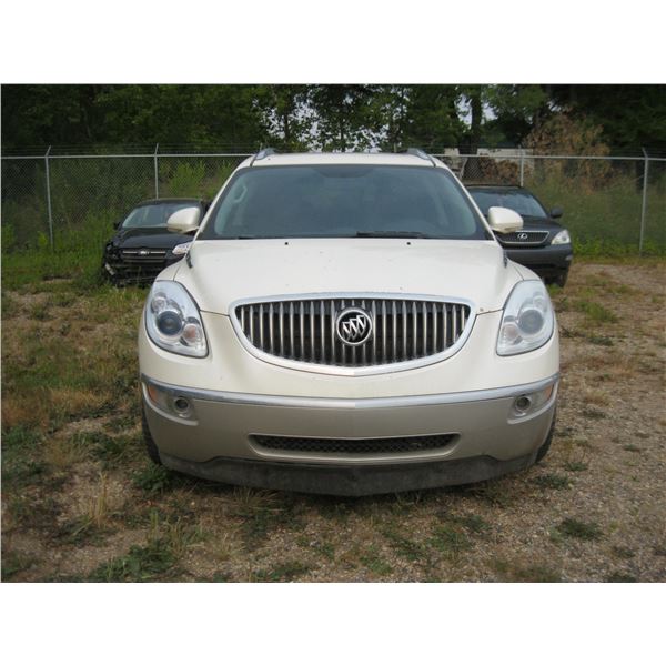 2011 Buick Enclave white 5GAKVBED8BJ357183 (HAS KEYS)
