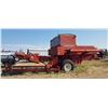 Image 2 : International 914 Pull Behind Combine 11' Header