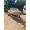 Image 2 : 1985(?) 16" Fiberglass Boat Motor + Trailer 70HP Evinrude *ITEM OFF SITE*