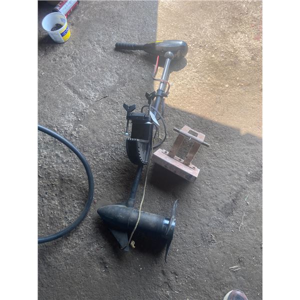 Tolling Motor - Minkota Endura 55, c/w Mounting Bracket *ITEM OFF SITE*