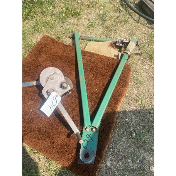 Tow Hitch and Winch *ITEM OFF SITE*