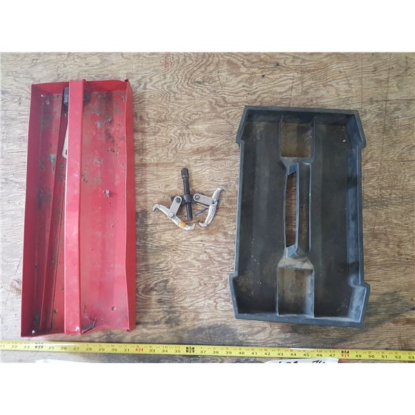 2 Tool Caddies & 2 Jaw Puller