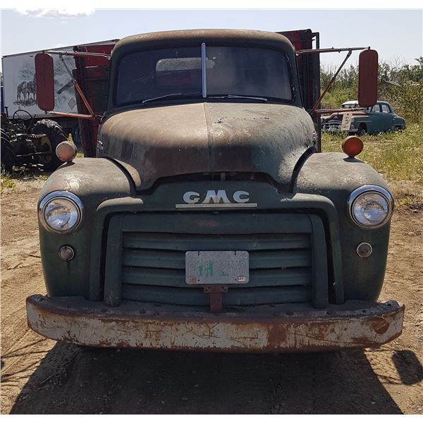1953 GMC 9100 Grain Truck With Box Hoist 3914303767 (has keys)
