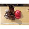 Image 1 : Size 11 Work Boots & Hard Hat