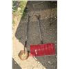 Image 1 : 2 Shovels