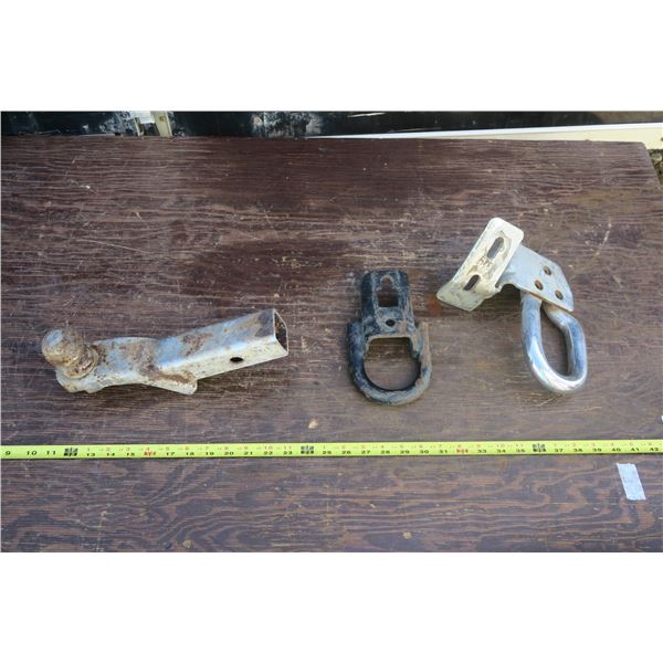 Hitch Insert With Ball & Tow hook Etc.