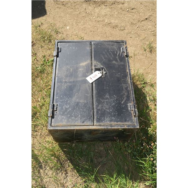 Belly Box 36 X 28 X 18 Inch