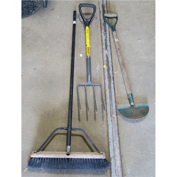 Lot of Yard Tools