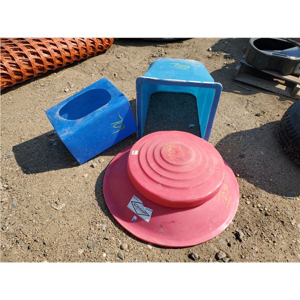 Koenders bin lid, fan hood, feeder (3 items)