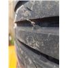 Image 4 : 4 X 225/40/R19 Tires