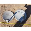 Image 2 : 2 Satellite Dishes