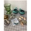 Image 3 : MISC LOT SHELLS FEATHER PEN GLASS ETC
