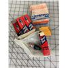 Image 1 : VINTAGE BOX OF AIRPLANE TYPE TRIPLE FIRE SPARK PLUGS