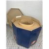Image 3 : ANTIQUE BILTMORE ADVERTISING HAT BOX