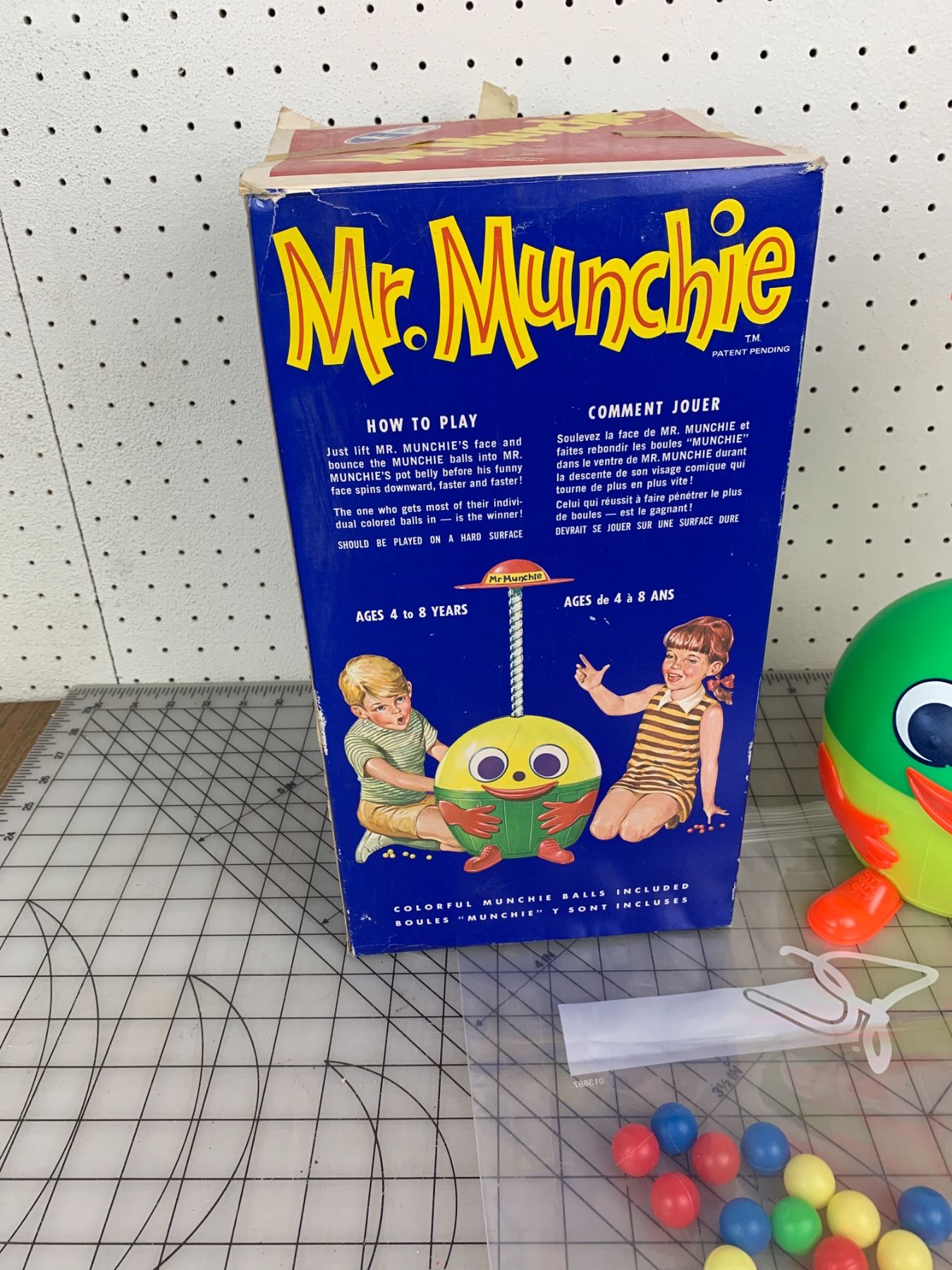 VINTAGE MR MUNCHIE TOY GAME