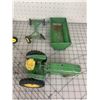 Image 3 : JOHN DEERE TOY TRACTOR AND IMPLEMENTS
