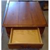 Image 3 : Ethan Allen end or night table - Solid wood, dove tail construction