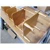 Image 2 : 5 shelf decorator corner stand 51" tall