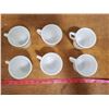 Image 2 : 6 Pyrex mugs