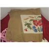 Image 3 : Lot of Tablecloths + Napkins