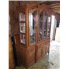 Image 2 : 2 piece buffet & hutch 82"H X 61"W X 17"D