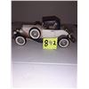 Image 1 : Tin vintage car 11 inches