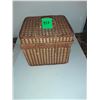 Image 3 : Wicker picnic basket
