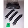 Image 1 : One bag HO scale curved track