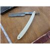 Image 2 : 2 antique straight razors