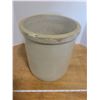 Image 4 : 2 gallon "Union Stoneware" crock, chip on bottom see photos